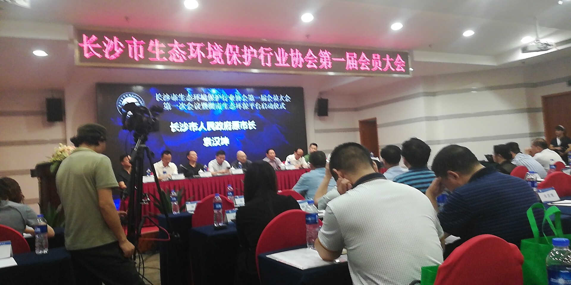 微信图片_20190618094351.jpg
